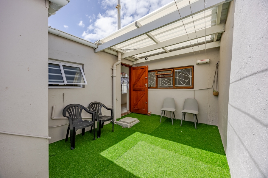 2 Bedroom Property for Sale in Observatory Western Cape